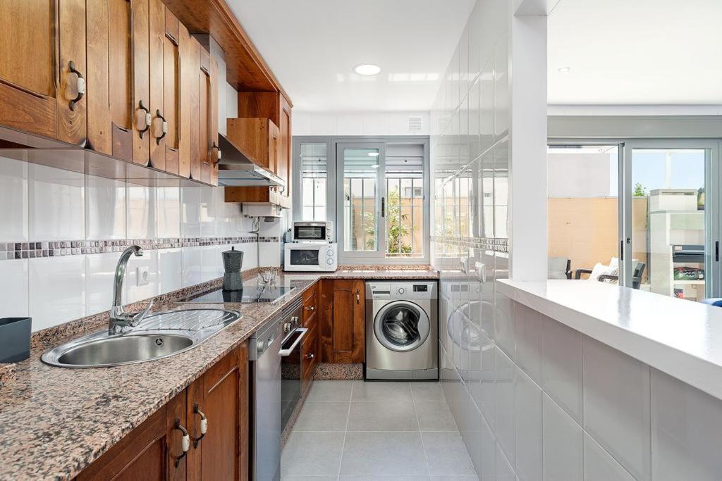 דירות קוניל דה לה פרונטרה Casa Terraza מראה חיצוני תמונה